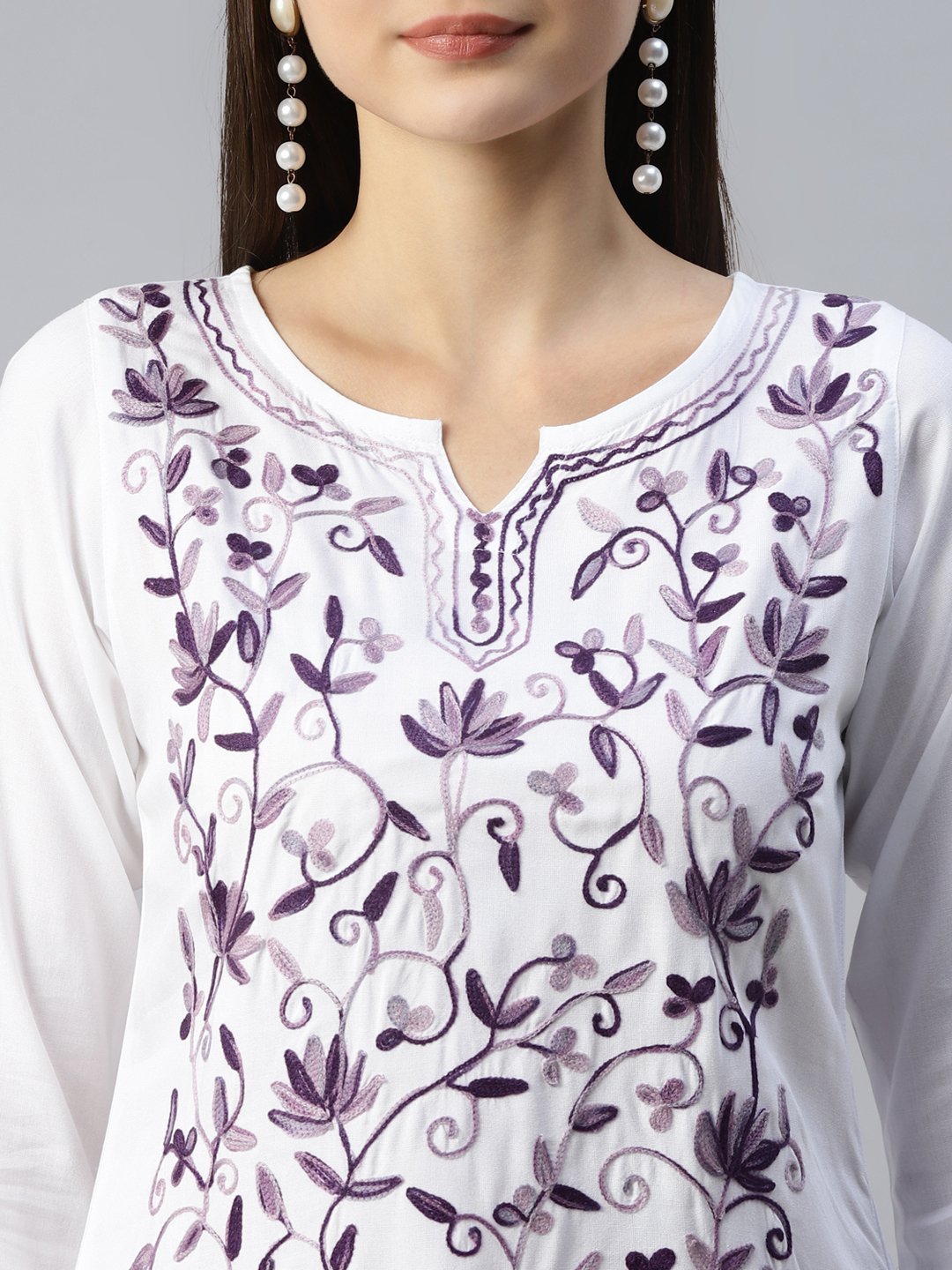 Jannat Kashmiri White Kurti - Image 8