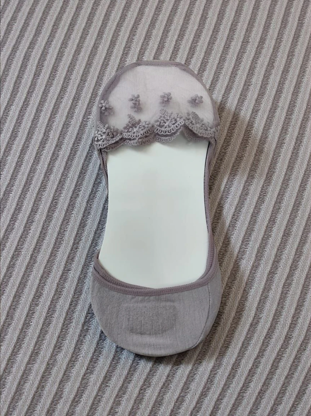 Women Embroidered Peds/Footie/No-Show - Image 5